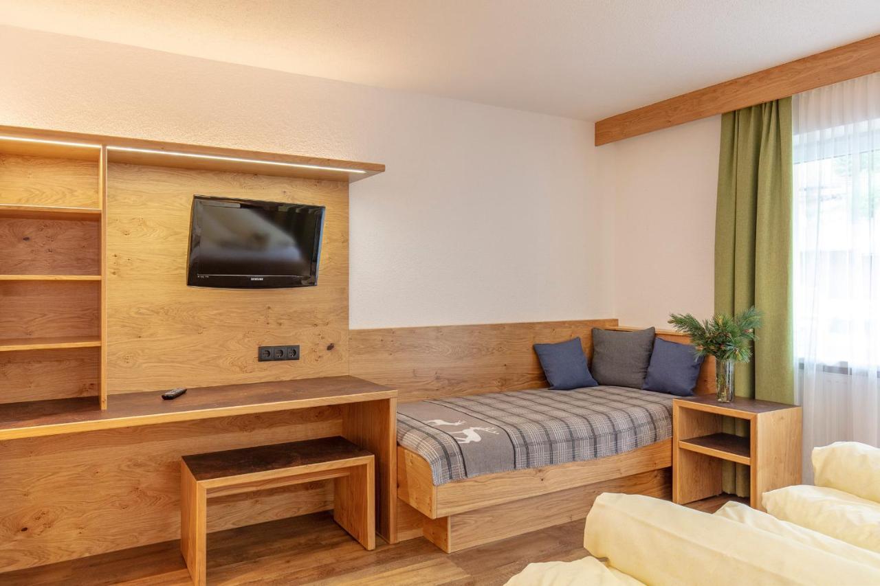 Haus Manfred Hotell Sölden Exteriör bild