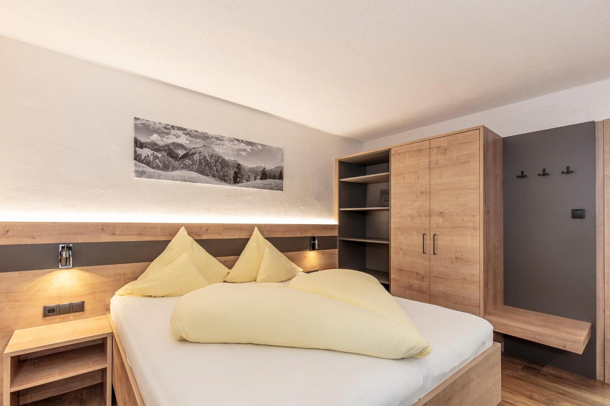 Haus Manfred Hotell Sölden Exteriör bild